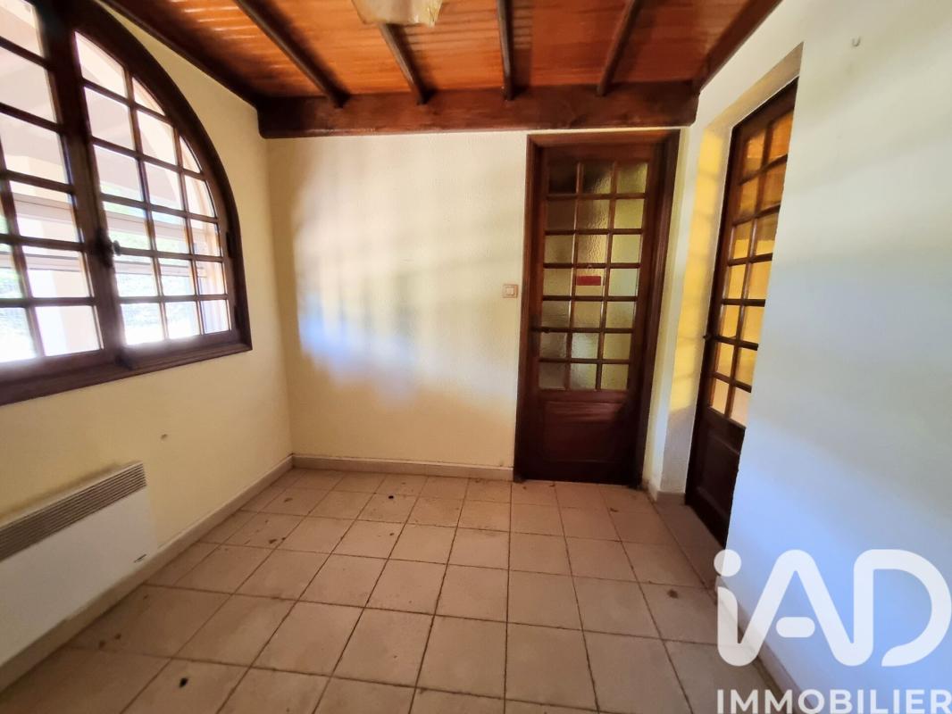 Maison 7 Pièce(s) Arles