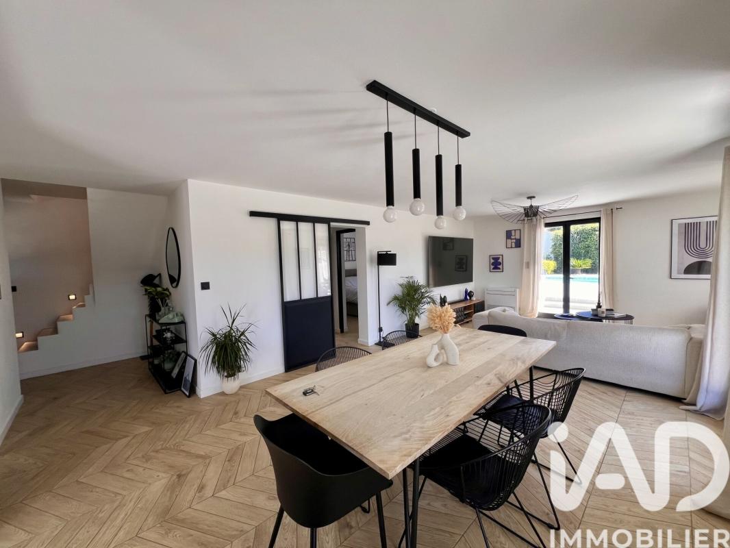 Maison 6 Pièce(s) Six-Fours-les-Plages - Photo 4