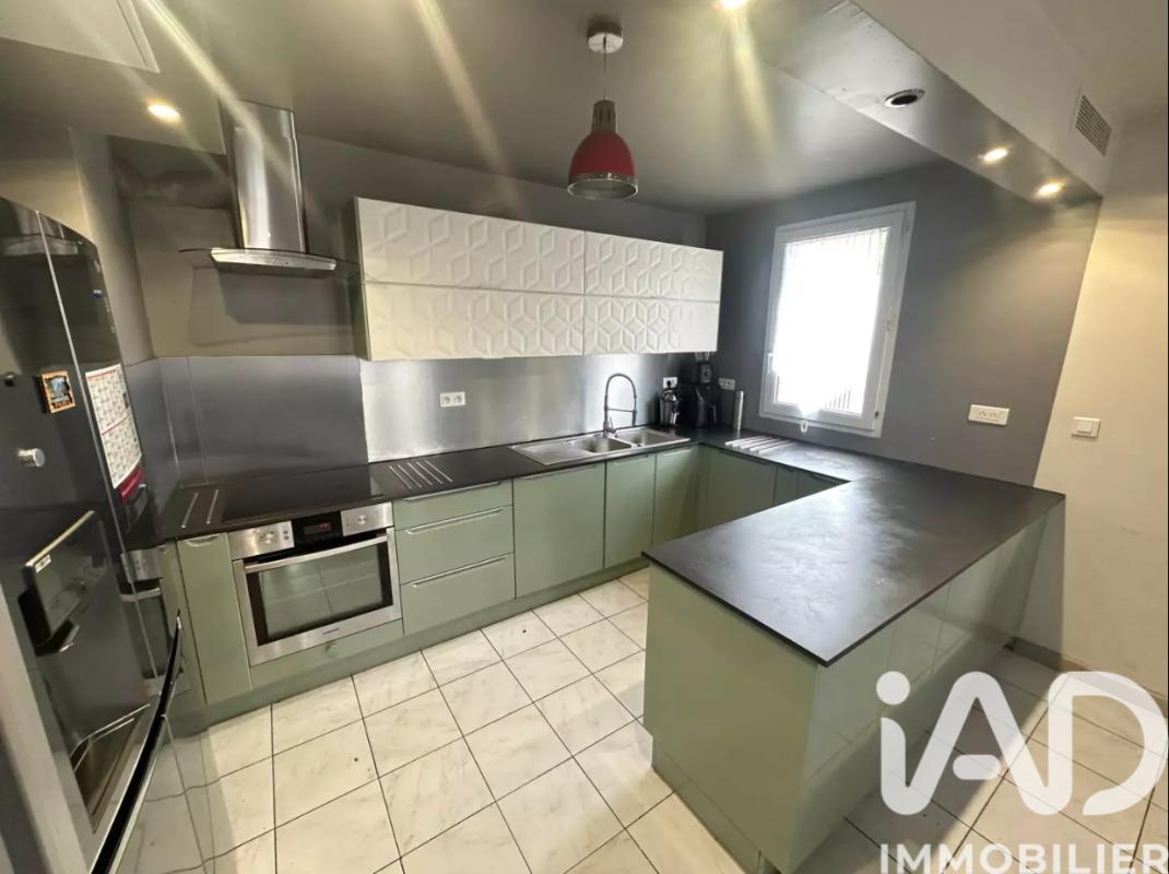 Appartement 4 Pièce(s) Évry-Courcouronnes