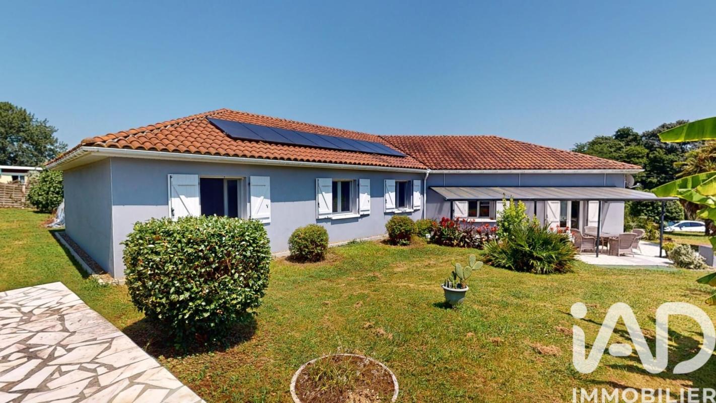 Maison 8 Pièce(s) Gaas