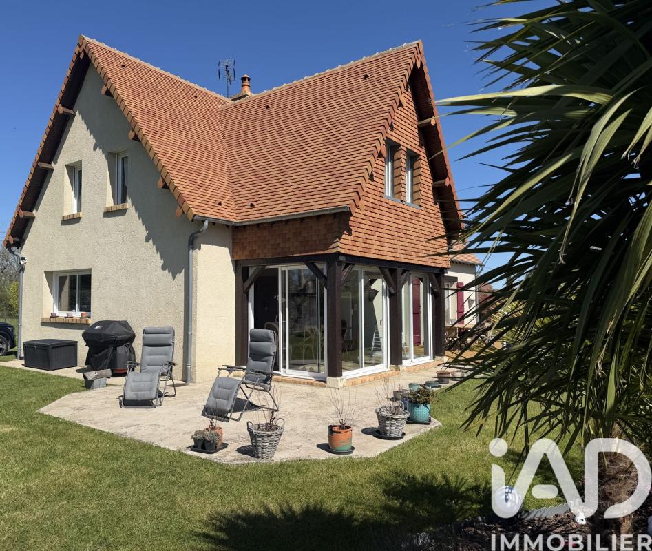 Maison 7 Pièce(s) Équemauville