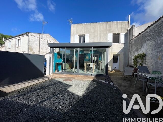 Maison 4 Pièce(s) Saintes