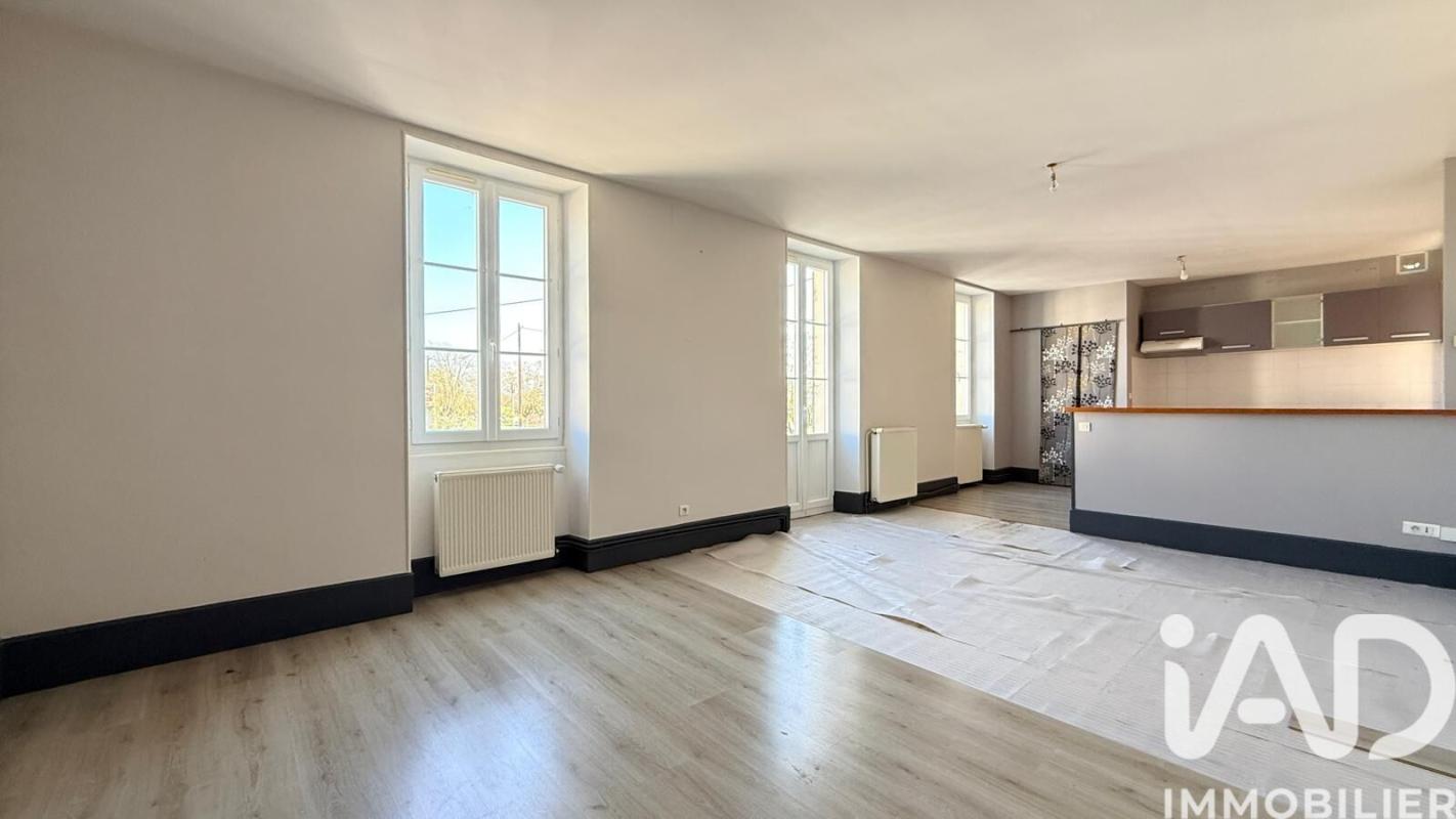Appartement 4 Pièce(s) Gueugnon