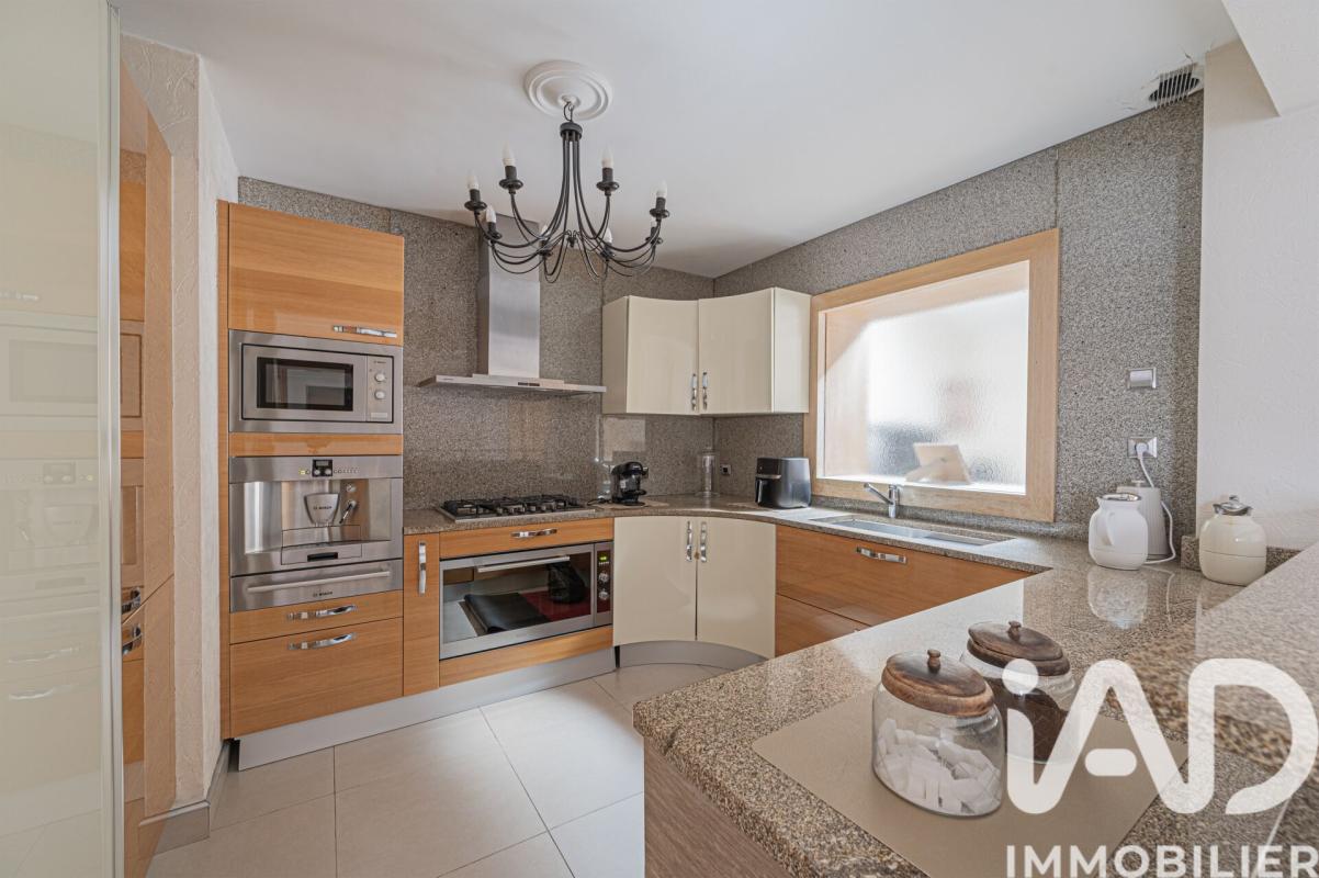 Maison 5 Pièce(s) Montfermeil - Photo 2