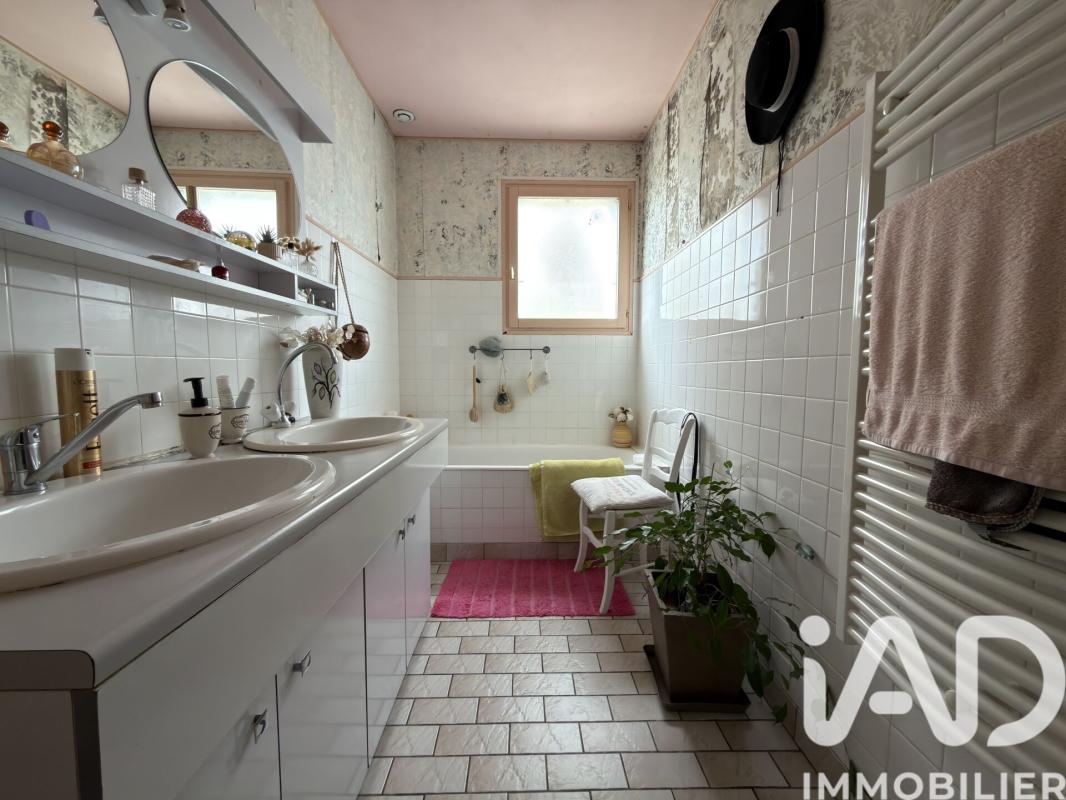 Maison 7 Pièce(s) Ancenis-Saint-Géréon - Photo 6