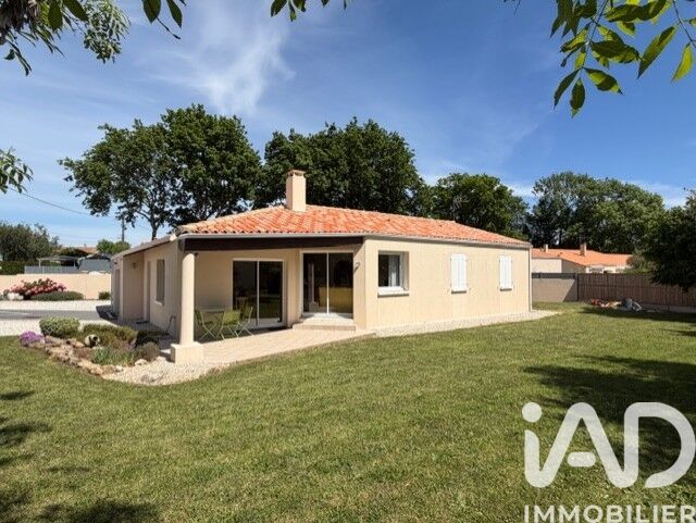 Maison 5 Pièce(s) Chauray