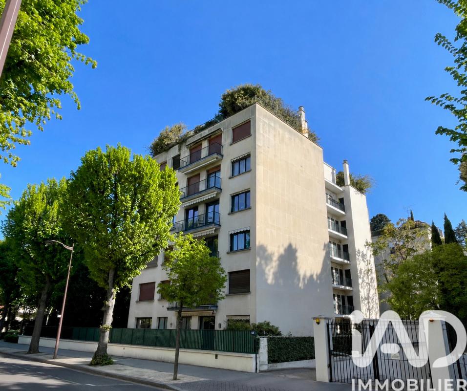 Appartement 5 Pièce(s) Neuilly-sur-Seine