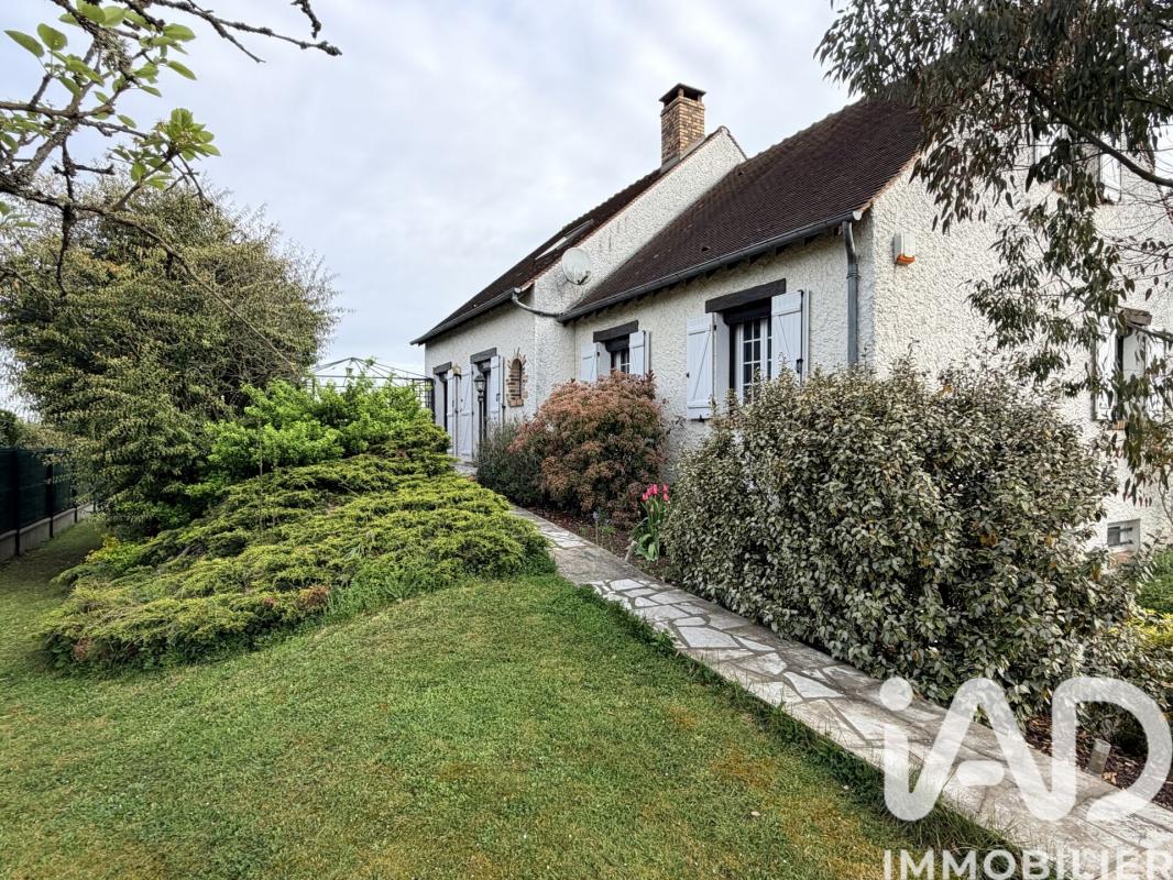 Maison 6 Pièce(s) Varennes-Jarcy - Photo 1