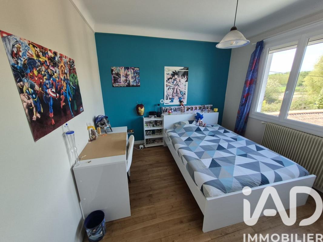 Propriété 5 Pièce(s) La Crèche