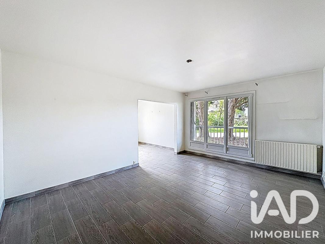 Appartement 4 Pièce(s) Magny-les-Hameaux