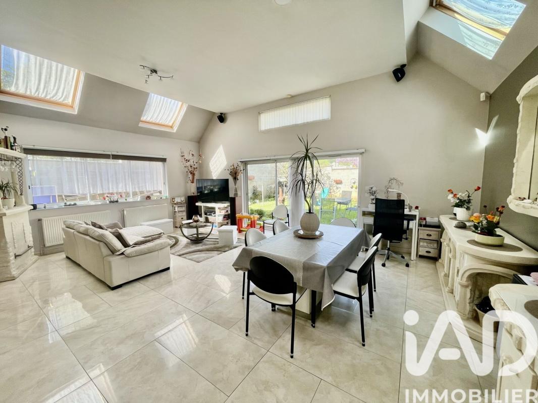 Maison 7 Pièce(s) Osny