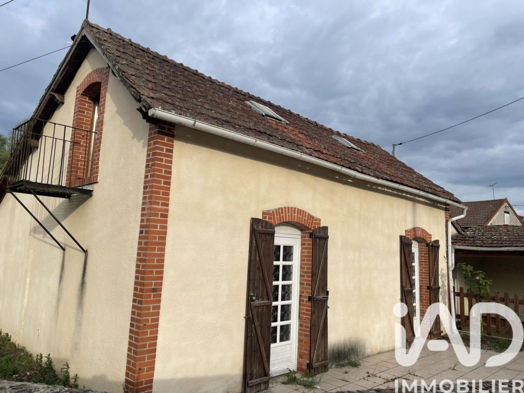 Maison 5 Pièce(s) Lurcy-Lévis