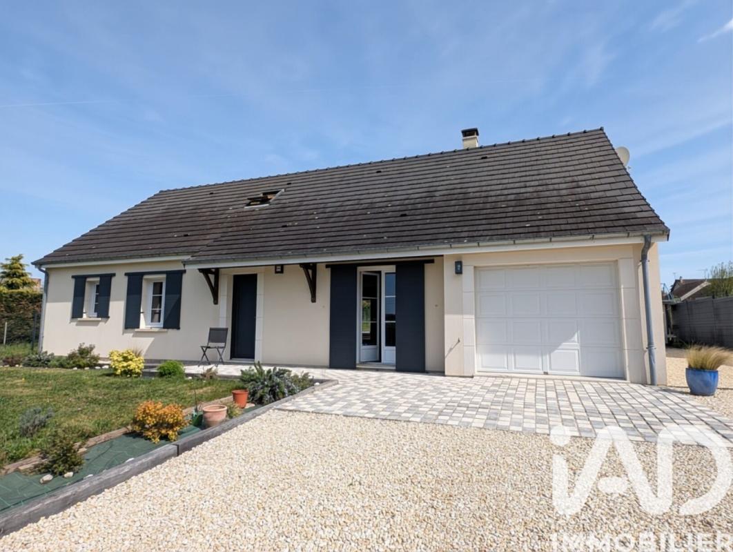 Maison 6 Pièce(s) Châteaumeillant - Photo 2