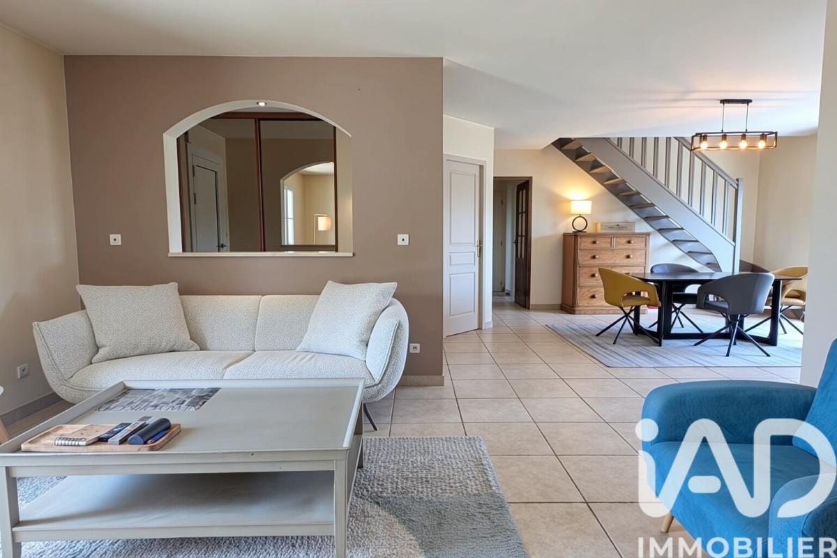 Maison 6 Pièce(s) Châteaumeillant - Photo 3