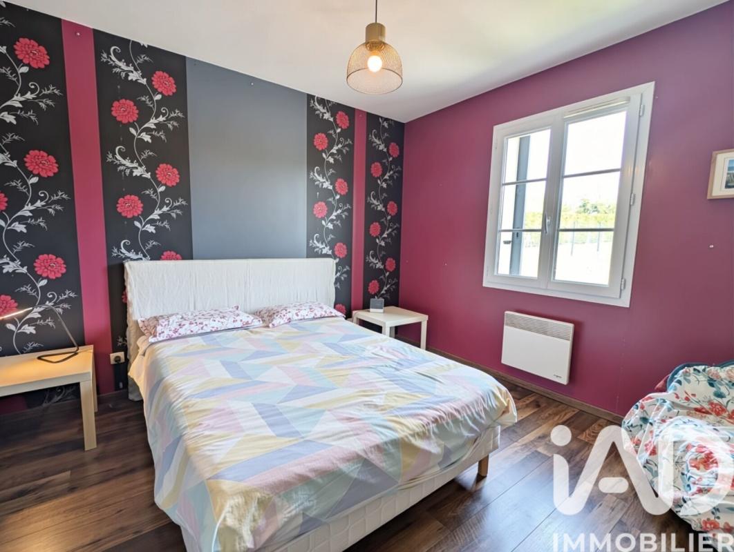 Maison 6 Pièce(s) Châteaumeillant - Photo 9