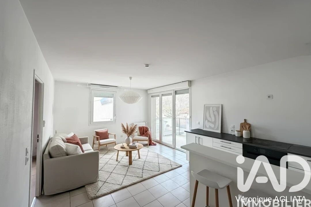 Appartement 2 Pièce(s) Saint-Égrève - Photo 2