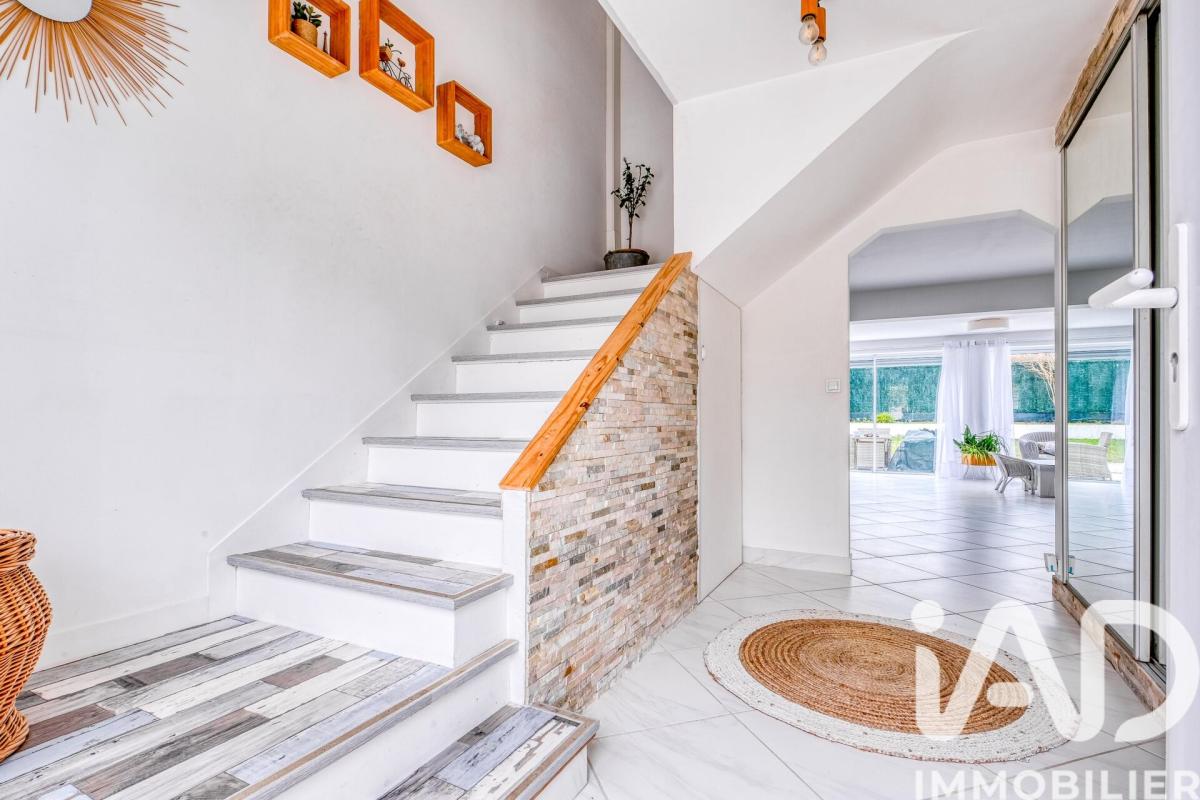 Maison 4 Pièce(s) Claye-Souilly