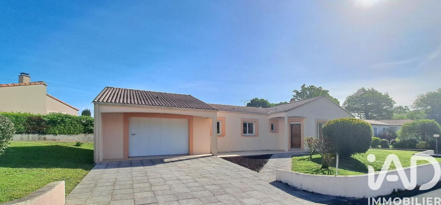 Pavillon 5 Pièce(s) La Ferrière