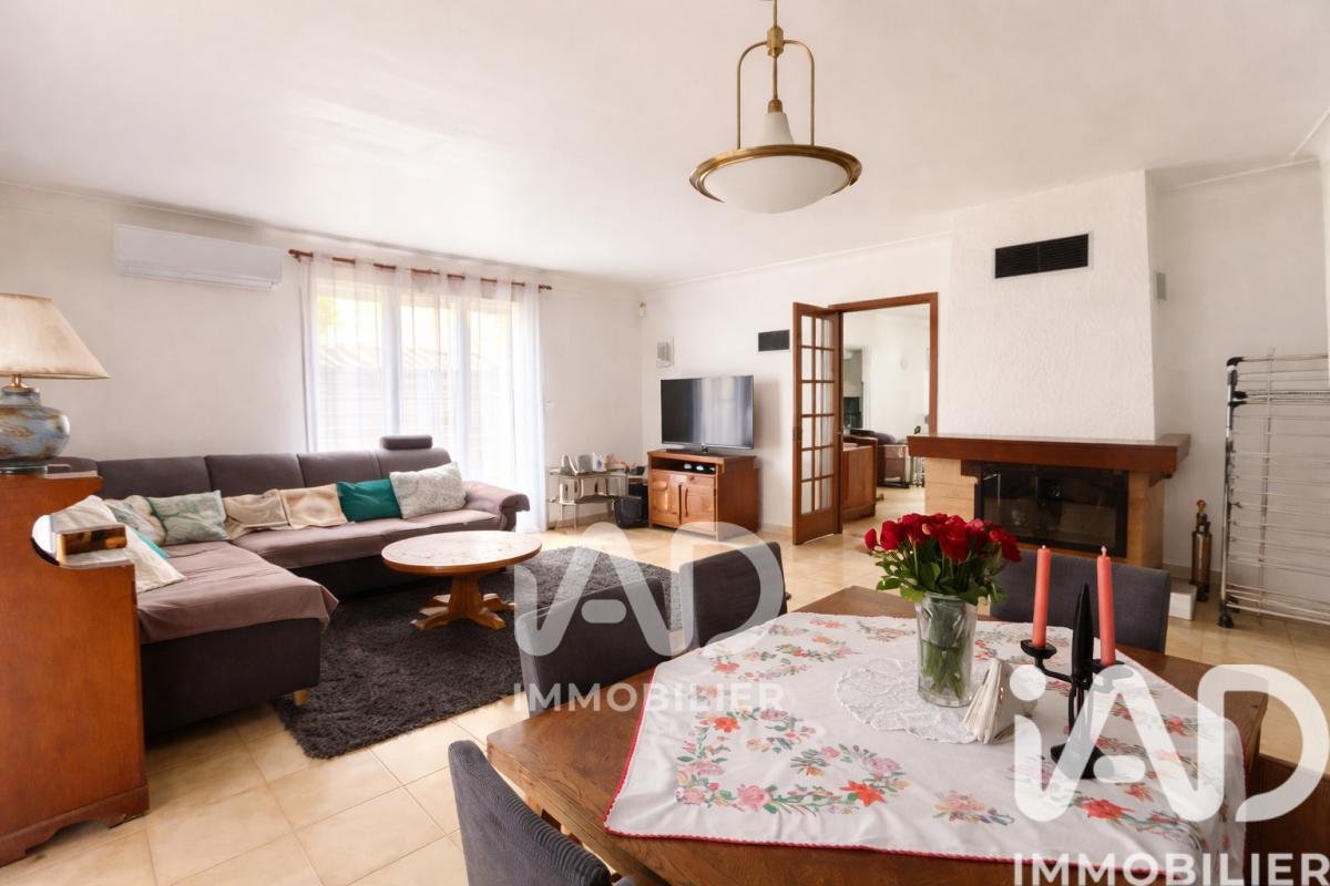 Villa 4 Pièce(s) Nîmes