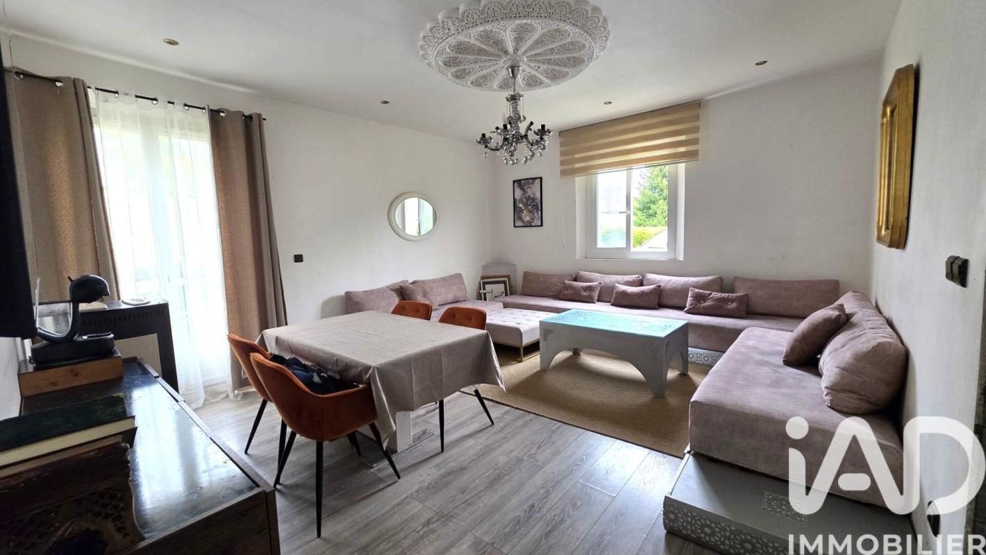 Maison traditionnelle 7 Pièce(s) Pannes