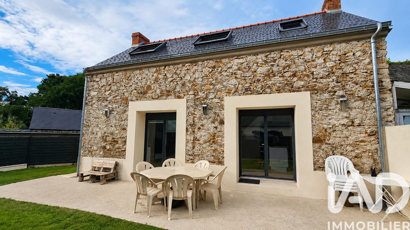 Maison longère 4 Pièce(s) La Chapelle-Launay