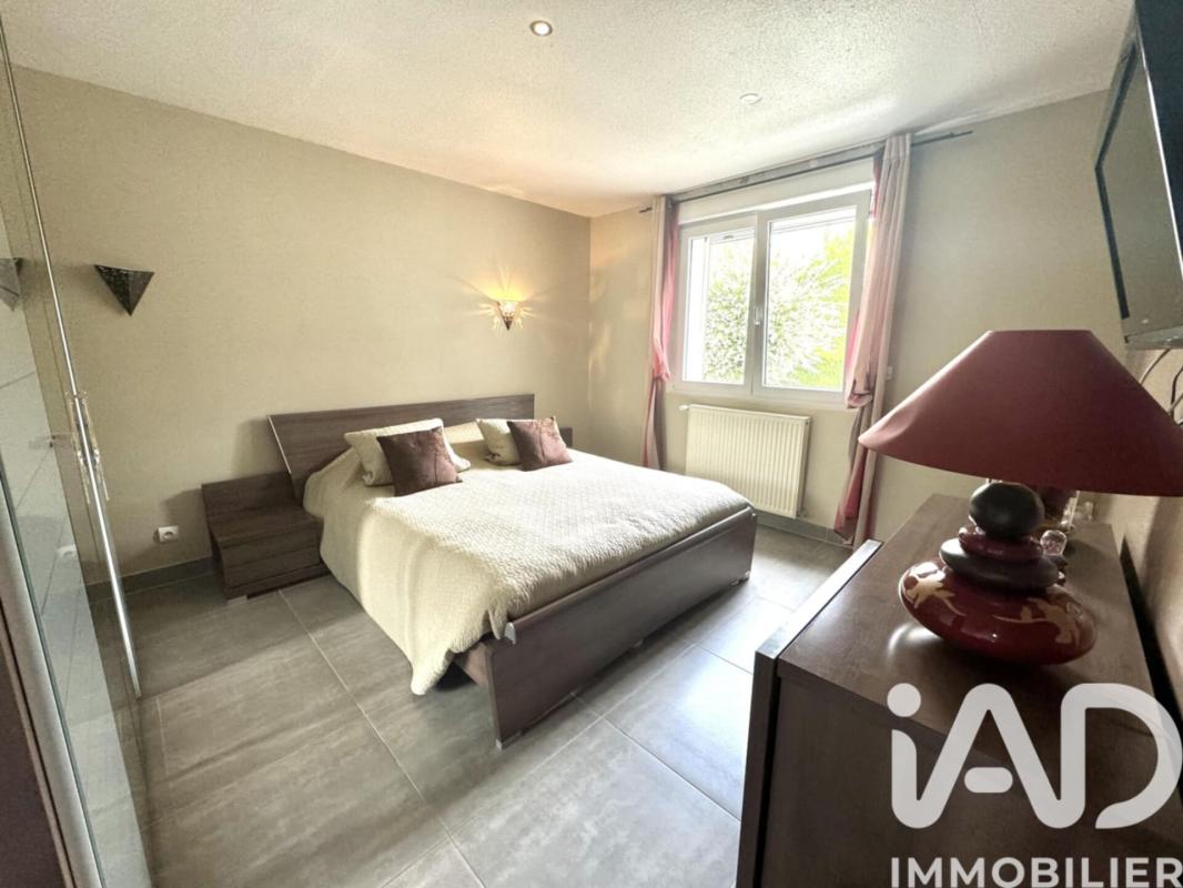 Maison 5 Pièce(s) Vercel-Villedieu-le-Camp - Photo 12
