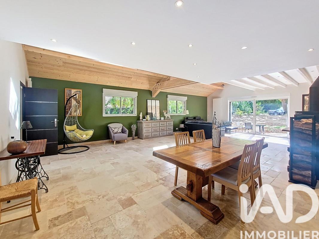 Maison 8 Pièce(s) Saint-Fargeau-Ponthierry