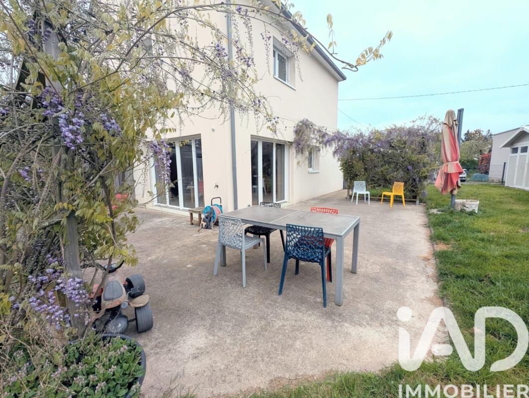 Maison 7 Pièce(s) Tinténiac