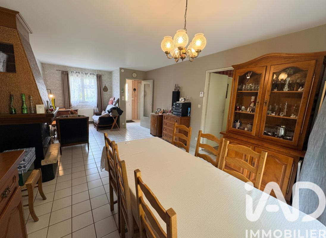 Maison 4 Pièce(s) Saint-Amand-Montrond - Photo 9