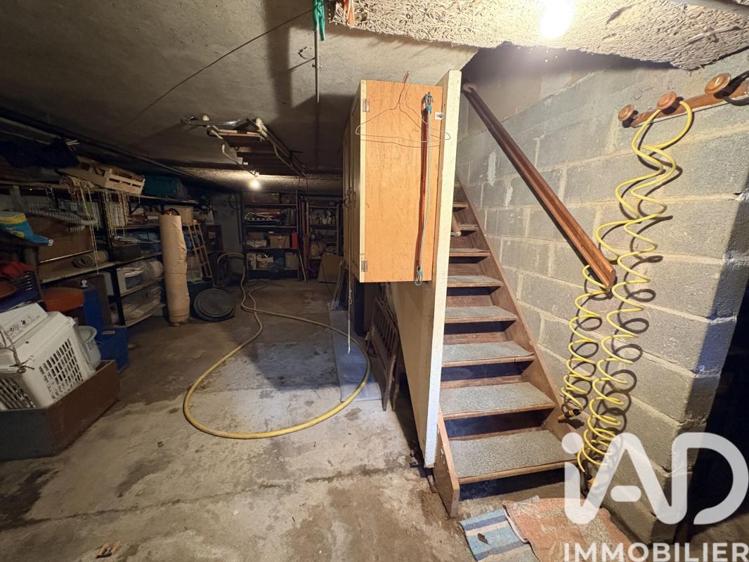 Maison 4 Pièce(s) Saint-Amand-Montrond - Photo 15