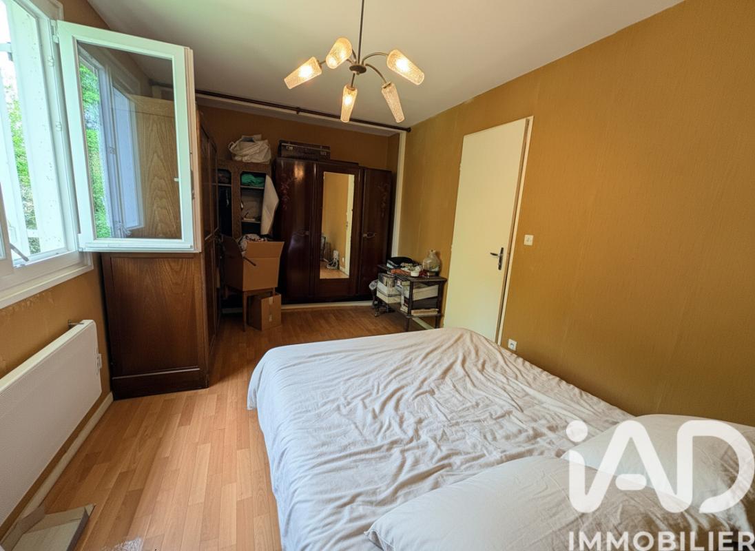 Maison 4 Pièce(s) Saint-Amand-Montrond - Photo 24