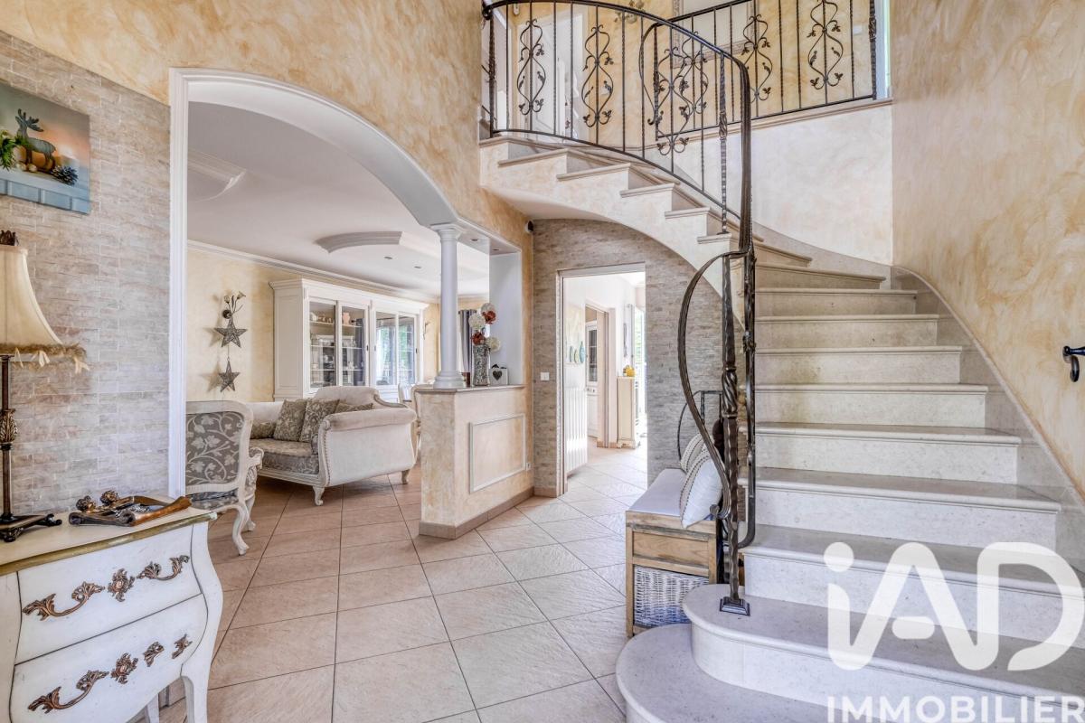 Maison 4 Pièce(s) Ormesson-sur-Marne