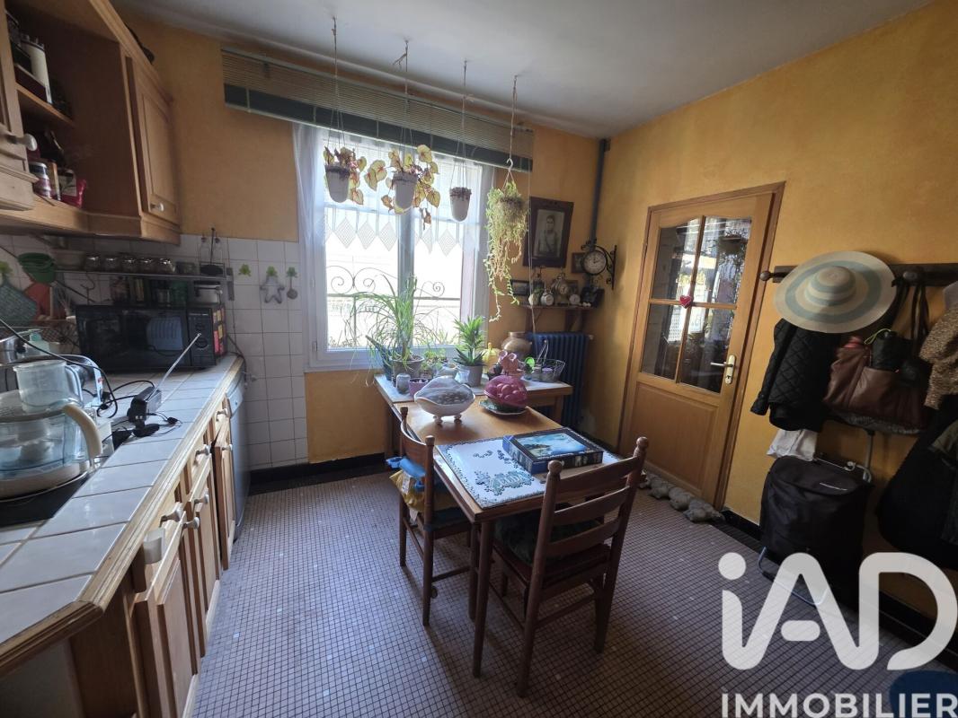 Maison 9 Pièce(s) Cinq-Mars-la-Pile - Photo 2