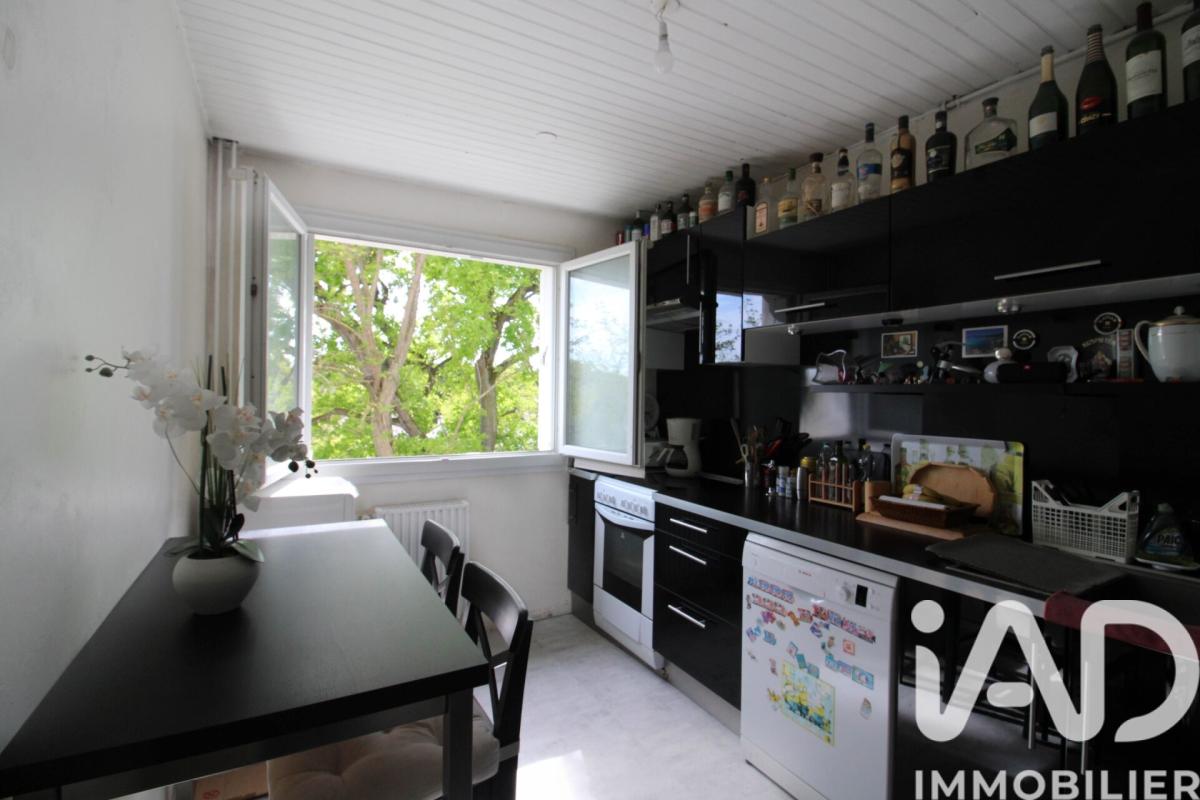 Appartement 3 Pièce(s) Verneuil-sur-Seine