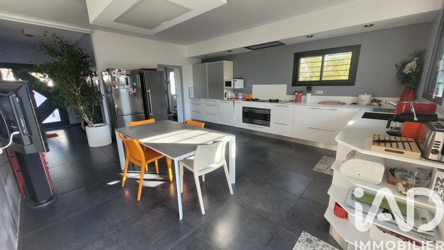 Maison 5 Pièce(s) Morières-lès-Avignon - Photo 8
