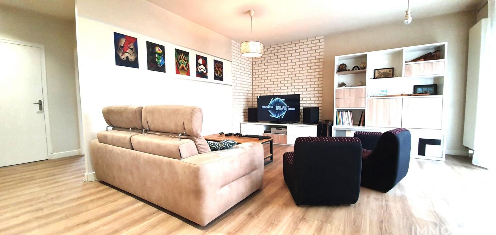 Maison 4 Pièce(s) Brive-la-Gaillarde