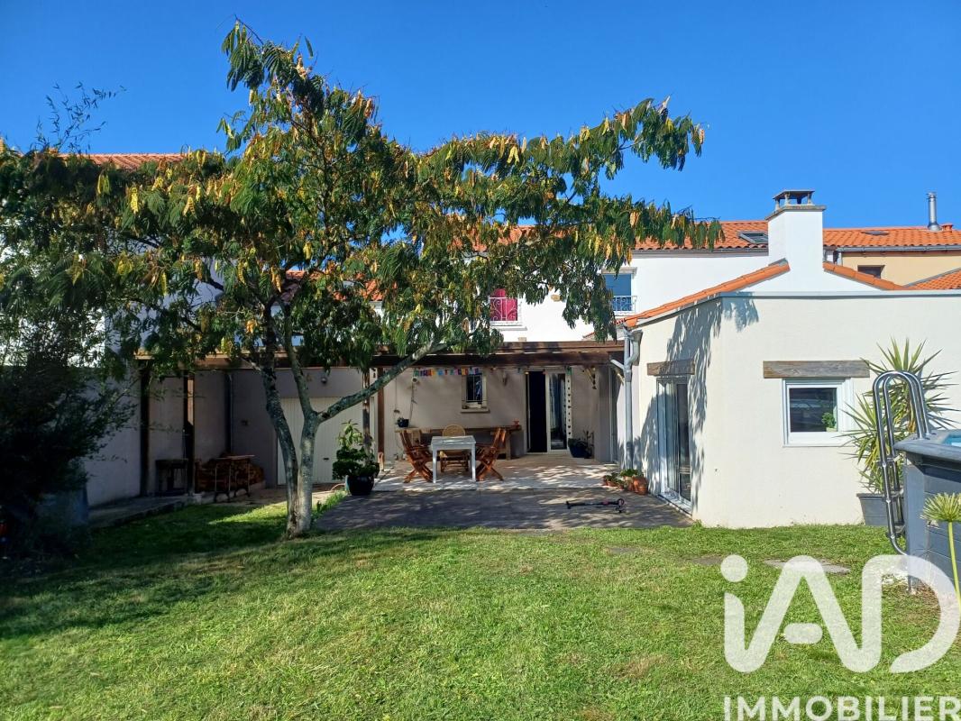 Maison 6 Pièce(s) Bouguenais