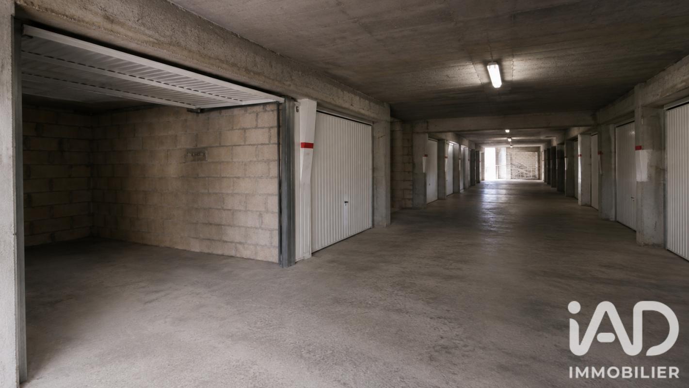 Parking  Corbeil-Essonnes
