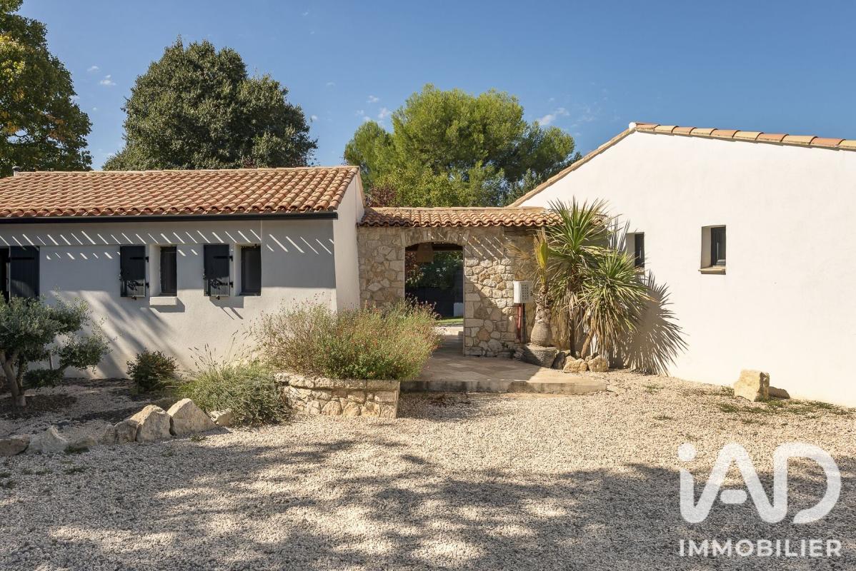 Maison 5 Pièce(s) Saint-Cannat - Photo 3
