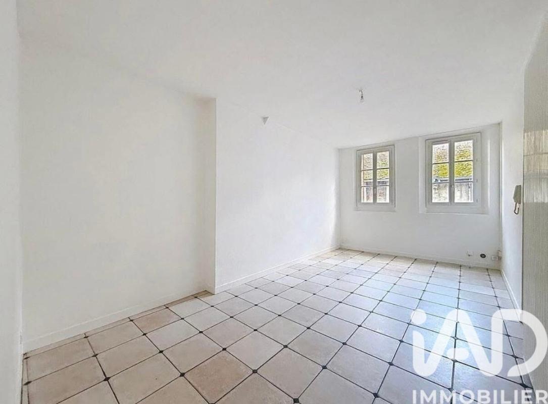 Immeuble  Villeneuve-sur-Yonne - Photo 10