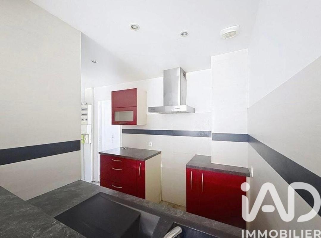 Immeuble  Villeneuve-sur-Yonne - Photo 16