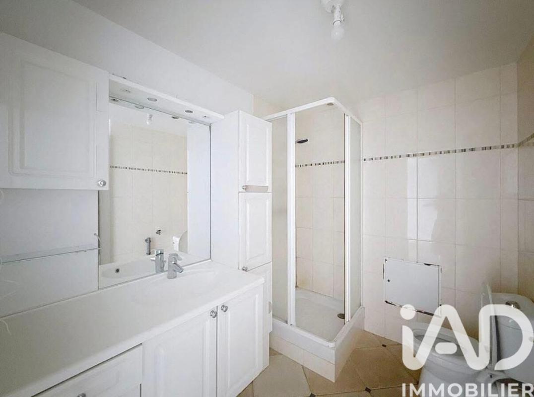 Immeuble  Villeneuve-sur-Yonne - Photo 18