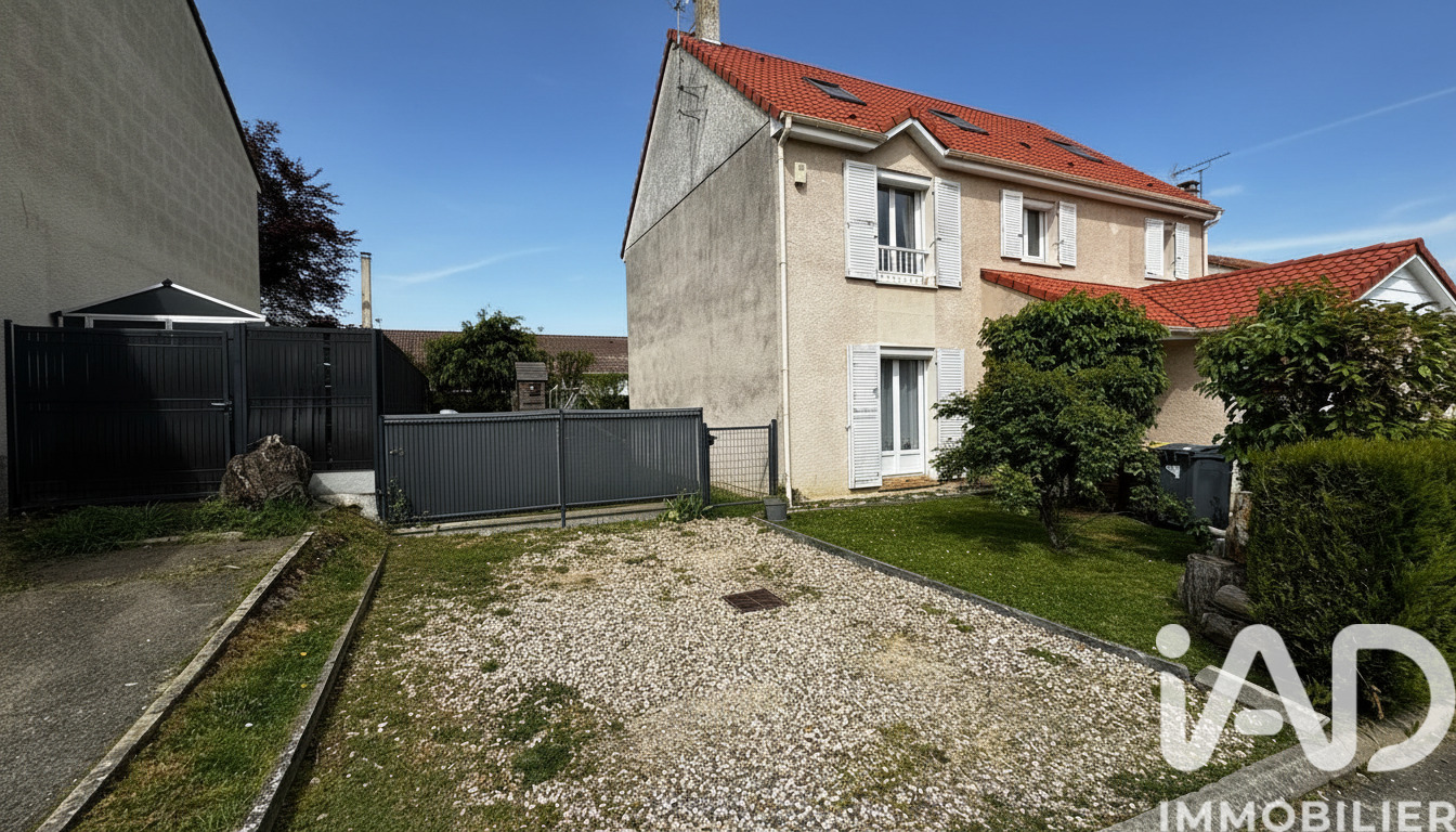 Propriété 8 Pièce(s) Cergy