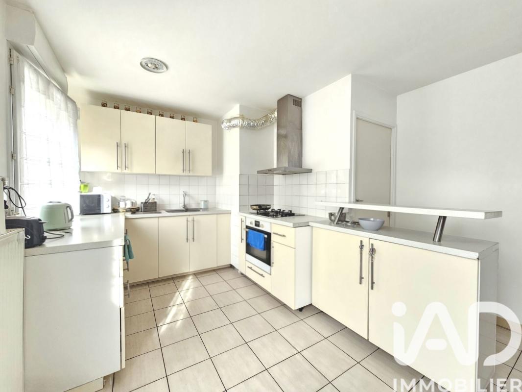 Appartement 5 Pièce(s) La Courneuve