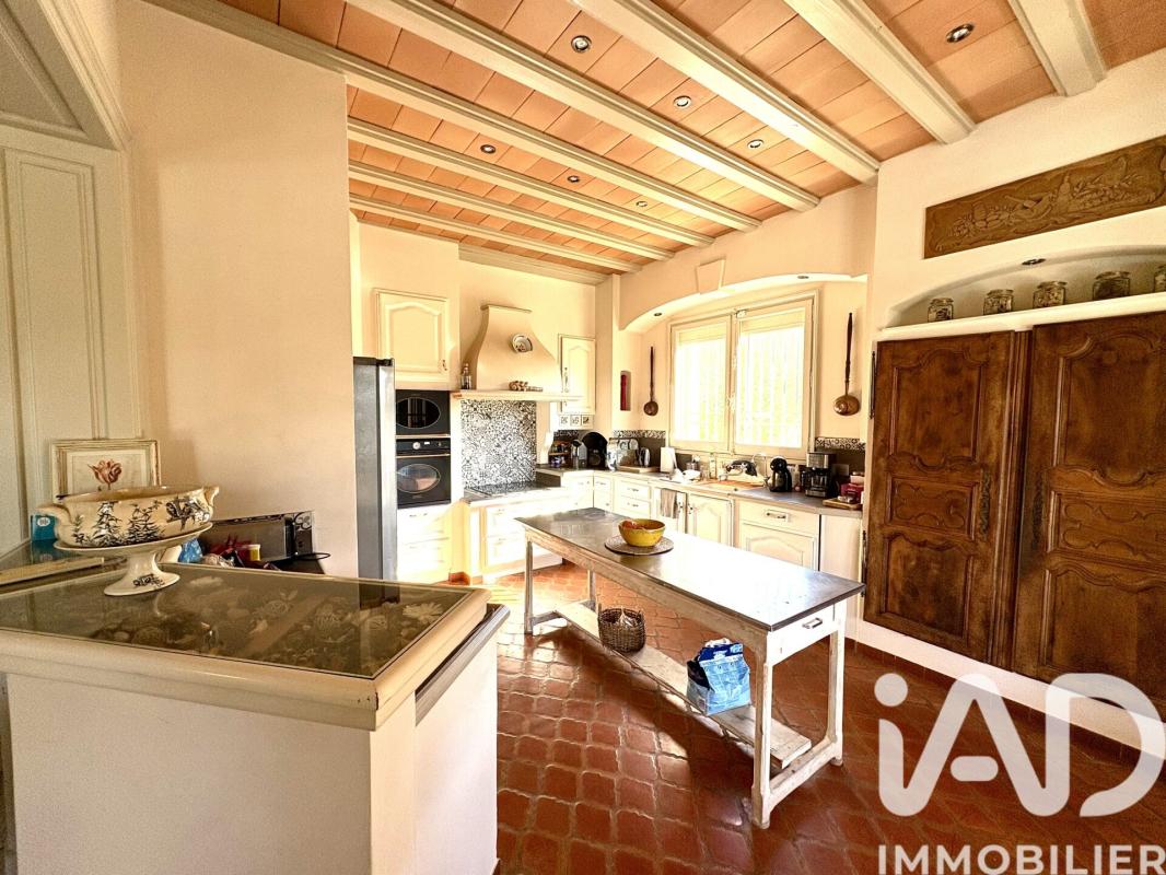 Maison 7 Pièce(s) Saint-Rémy-de-Provence - Photo 9