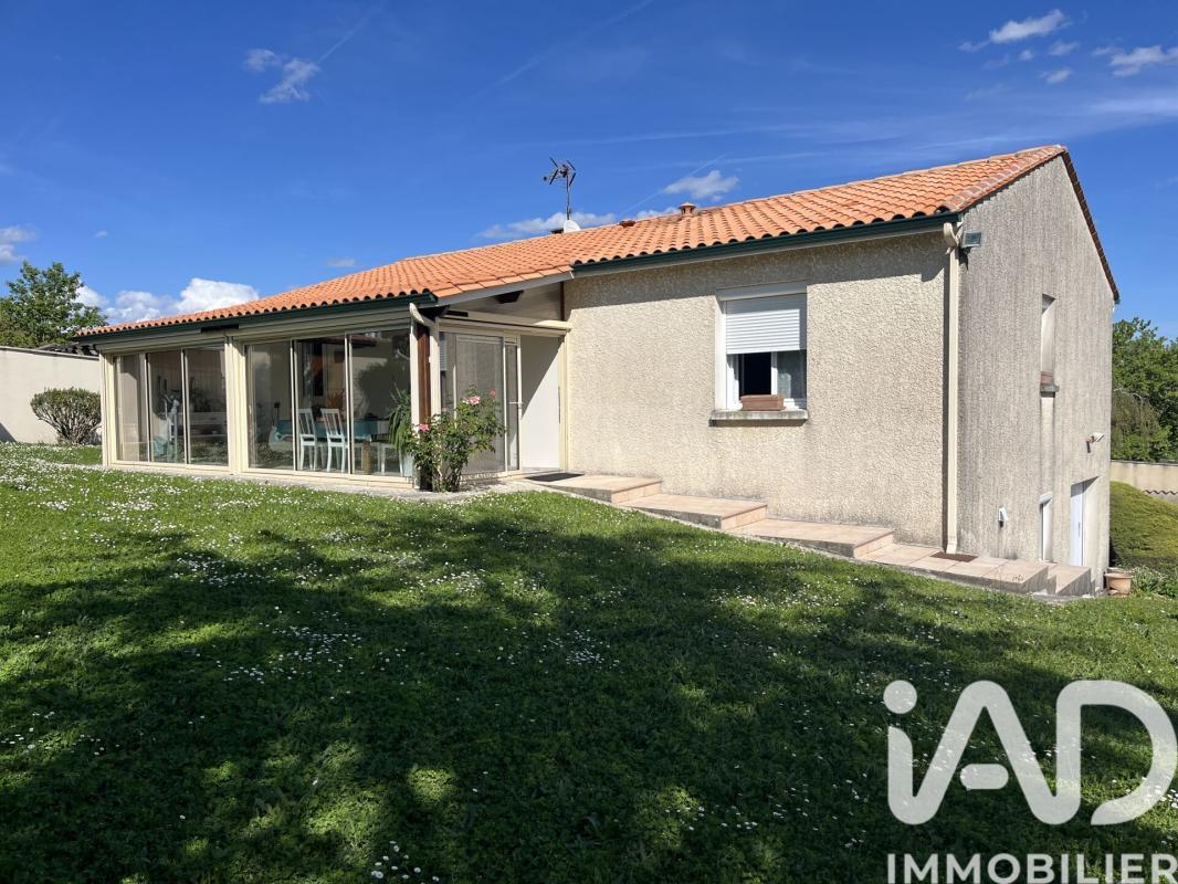 Maison 4 Pièce(s) Archiac