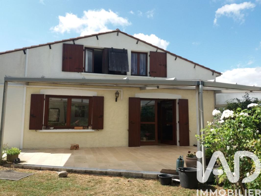 Maison 6 Pièce(s) Saint-Bonnet-sur-Gironde - Photo 16
