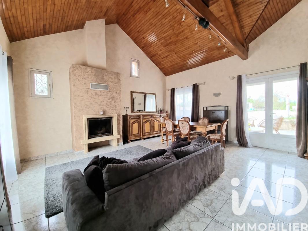Maison 9 Pièce(s) Andrézieux-Bouthéon - Photo 15