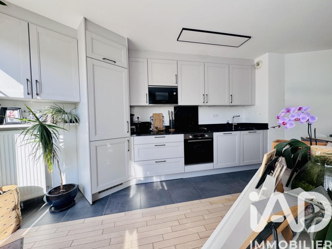 Appartement 3 Pièce(s) Plaisir