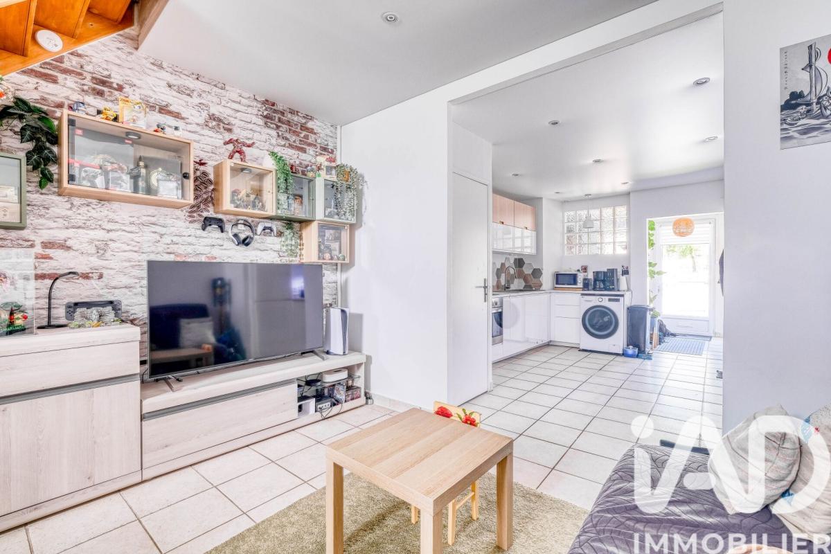 Maison de ville 3 Pièce(s) Saâcy-sur-Marne